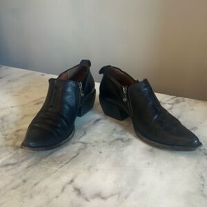 Frye Sacha Moto Black Booties